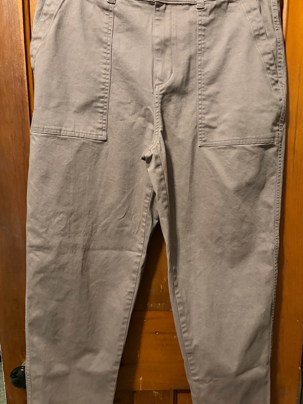 Women’s Casual Straight-Leg Pants in Taupe